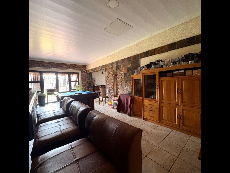 4 Bedroom Property for Sale in Stilfontein Ext 4 North West